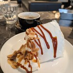 マーサー カフェ ダンロ - 生キャラメルシフォンケーキ