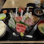 湘南 魚つる Hanare - 刺身定食（2,100円）