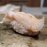 神田錦町 鮨たか晴 - 北寄貝