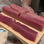 神田錦町 鮨たか晴 - メジマグロ