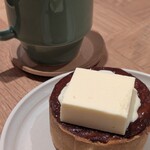 armadillo bakes & coffee - 