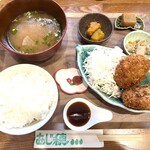 ごはんや あじ穂 - 料理写真:キャベツメンチカツ定食