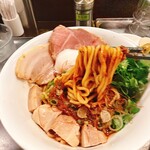 らぁ麺やまぐち 辣式 本店 - 