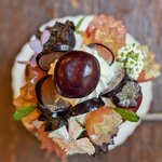 カーム ガーデン - 上から見ると色々な葡萄の華が咲き誇ってる