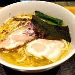 超純水採麺 天国屋 - 淡麗塩ラーメン1,100円、手もみ麺変更50円、麺大盛150円