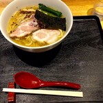 超純水採麺 天国屋 - 淡麗塩ラーメン1,100円、手もみ麺変更50円、麺大盛150円