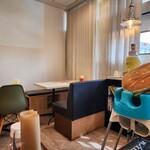 オーマイゴッドバーガー - 内観