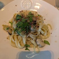 Trattoria Tabule - 焼きナスとムール貝のペペロンチーノ