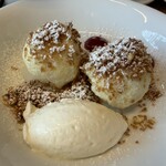 「ミシュカ」キッチン＆バー - 