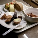 Taipei International Airport VIP Lounge - 