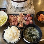 七輪焼肉 安安 - ♪３種盛り定食300g ¥1540  ハラミ¥クーポン使用
