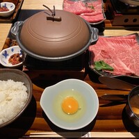 すき焼き 牛しゃぶ 松重 - すき焼き膳　たべくらべ