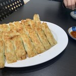 ぎょうざ 松龍軒 - 焼き餃子1人前500円（7個入り）