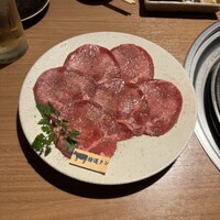焼肉 にくなべ屋 神戸びいどろ 北野坂店 - 