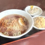 大龍飯店 - 料理写真:Aセット1100円