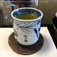 陸女鮨 - 