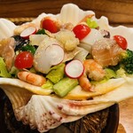 珊瑚礁 - シーフードサラダ