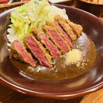 珊瑚礁 本店 - ビーフカツカレー