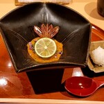 銀座 しのはら - 牡丹海老のブランデー醤油漬けウニソース