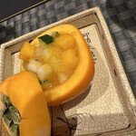 縁結び懐石 瑞亭 - 突き出し？サラダは柿です！