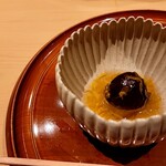 銀座 しのはら - 栗とさつま芋の菊花餡