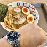 煮干しらーめん 玉五郎 - 左腕のお供と