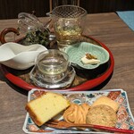 宝塚 ひみつきち - 茶器が選べるので、茶葉が見えるタイプのものをチョイス