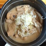 相間川温泉　ふれあい館 - もつ煮は適度に柔らかく、味噌仕立ての味がとても合う。