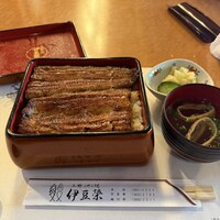 鰻割烹 伊豆栄 本店 - 