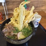 たかりあるうどん - 料理写真:肉ごぼう天うどん