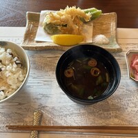 韻松亭 - 