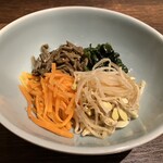 和牛ホルモン一頭買い うしはち - 