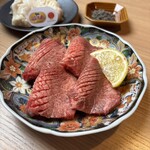 肉もん 河原町竹屋町店 - 極上厚切りタン