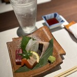 魚と煮込みとわら焼きと ととと - 