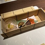 魚と煮込みとわら焼きと ととと - 