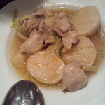 立飲ビストロシン - もつ煮込みだよ