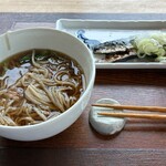 そばの里深萱ふ～ど - 【にしんそば】蕎麦とにしん別皿で