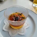 323374279 - ズワイガニ・旬野菜のムースとコンソメジュレ　キャビア添え