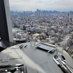 323374263 - 絶景を見られる席