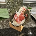 すし辰の立ち食い minamoa店 - ネギトロ手巻き