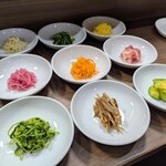 323381195 - ナムル盛り合せ