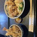 うどん家 こむぎ - かしわ天ぶっかけ(冷)+ﾐﾆ天丼
