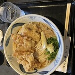 うどん家 こむぎ - かしわ天ぶっかけ(冷、細麺)