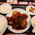 南国亭 - （2025/9月）ごろっと野菜の黒酢酢豚