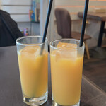 ルーナプレヌ - オレンジジュース¥385×2