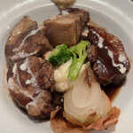 ルーナプレヌ - 山形三元豚の赤ワイン煮込み¥1320