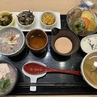 ヒル薬膳粥・ヨル貝料理カイノクチ - 