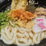 資さんうどん - 天かす入れて♪とろろ昆布入れて♪一味パッパで出来上がり♪