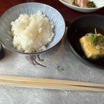 松籟庵 - ご飯、揚げ出し豆腐