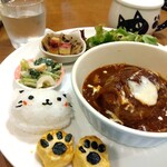 Neko◯cafe - 煮込みハンバーグ定食